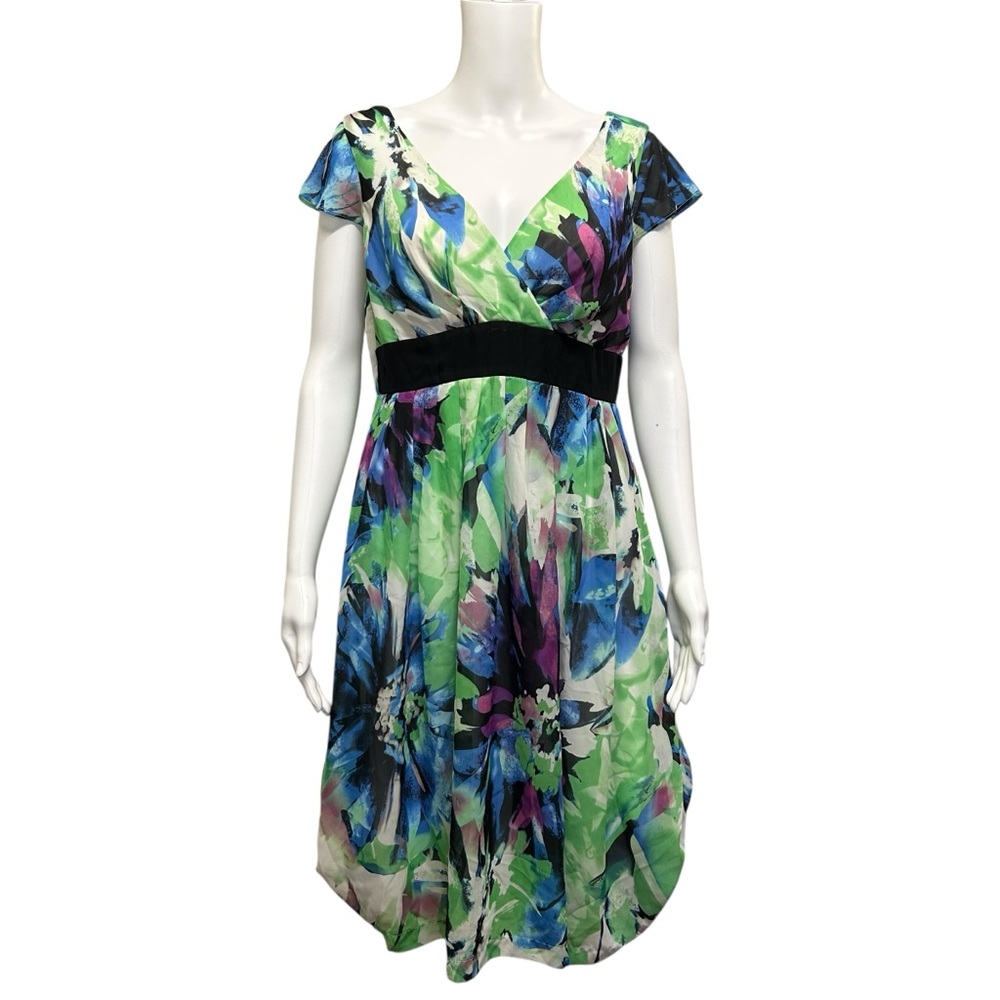 Dressbarn Bold Multicolor Floral Feminine Career Dress Size 10